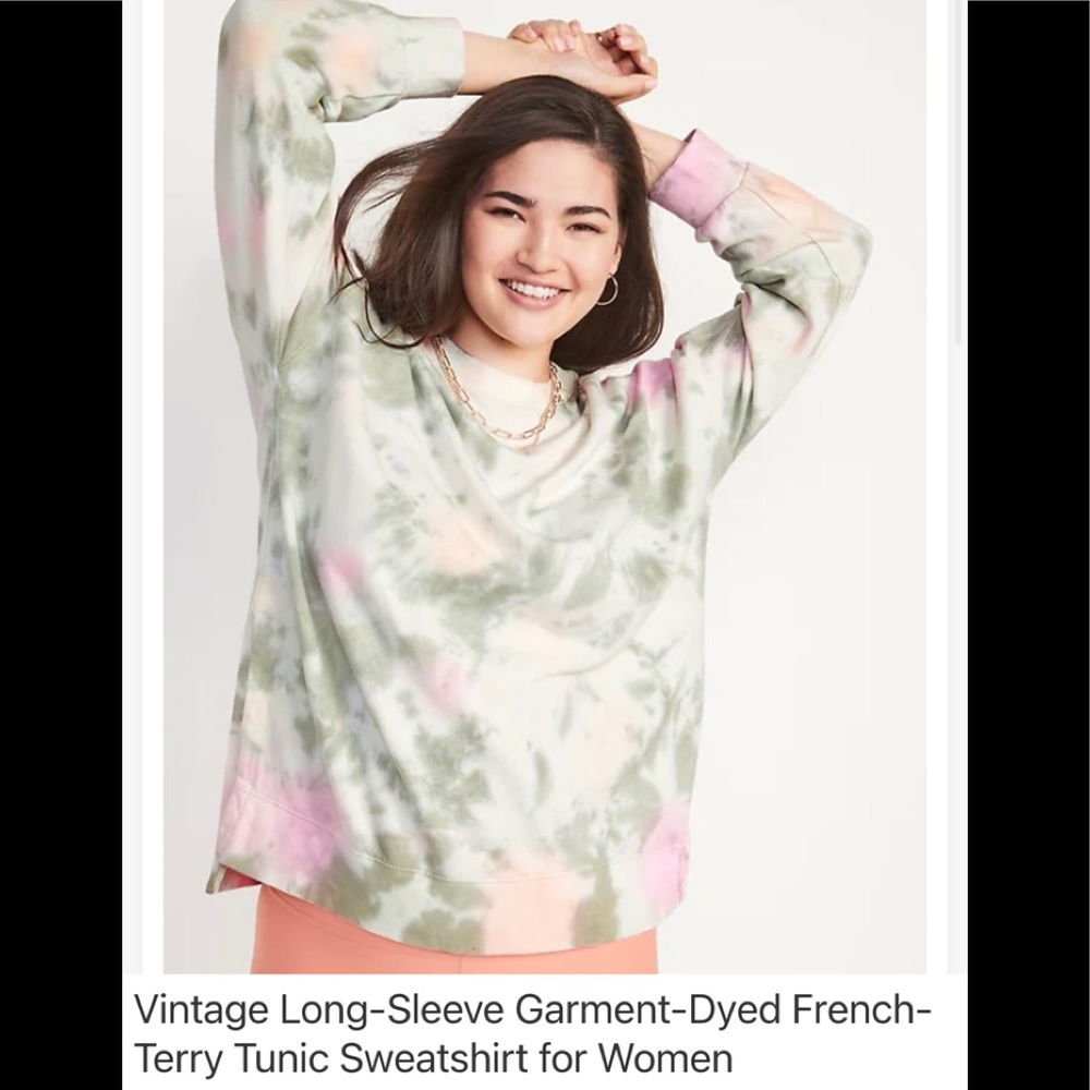 BNWT Old Navy tie dye sweatshirt for woman